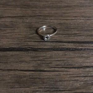 14k white gold ring